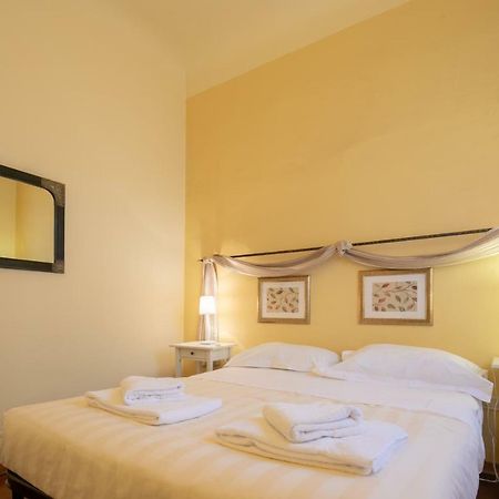 Romantic Pitti By Mmega Florenz Exterior foto